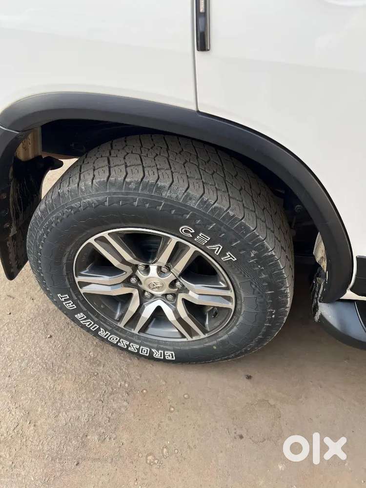 Toyota Fortuner 2021 Diesel 115000 Km Driven