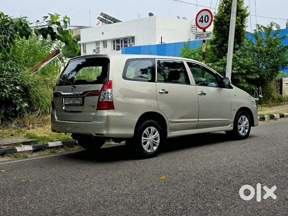 Toyota Innova 2.5 Gx 7 Seater Bs Iv, 2015, Diesel