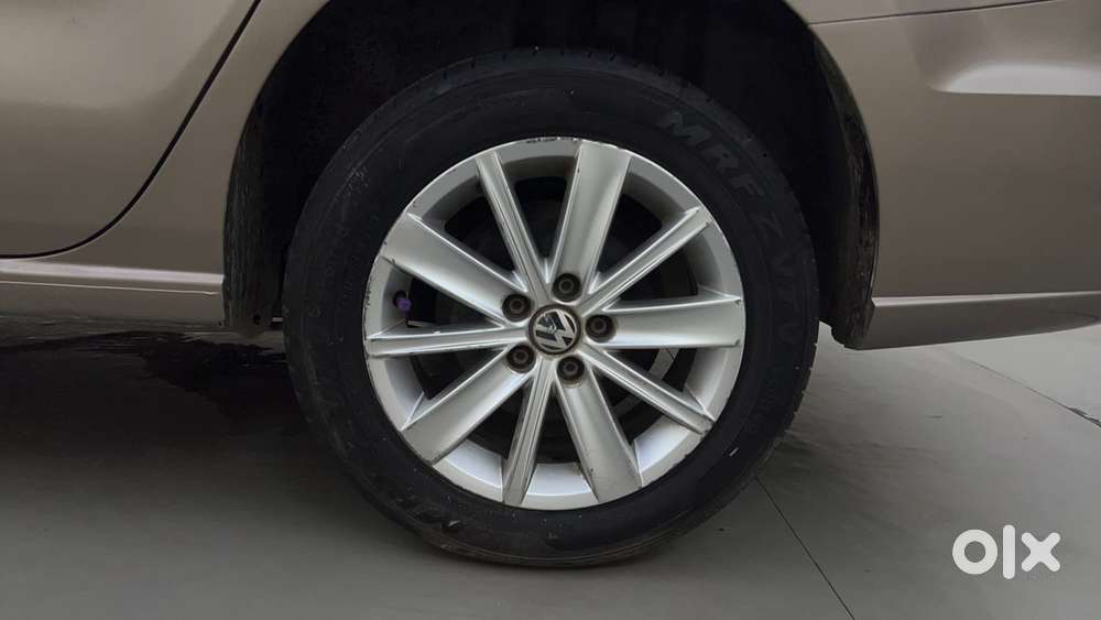 Volkswagen Vento Petrol Highline, 2016, Petrol