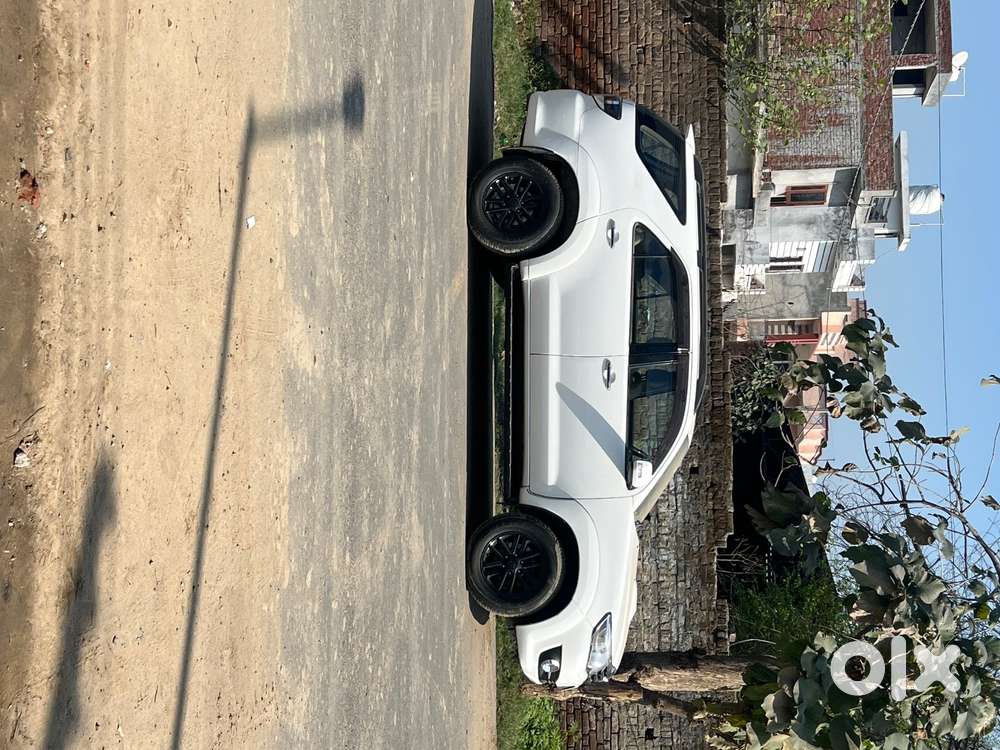 Toyota Fortuner 2015