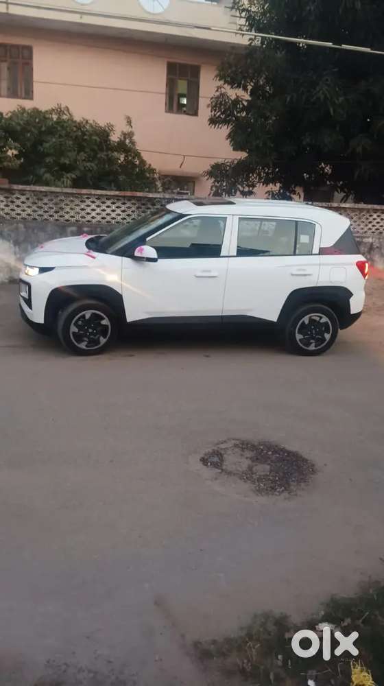 Exter Cng Sunroof 360 Camera