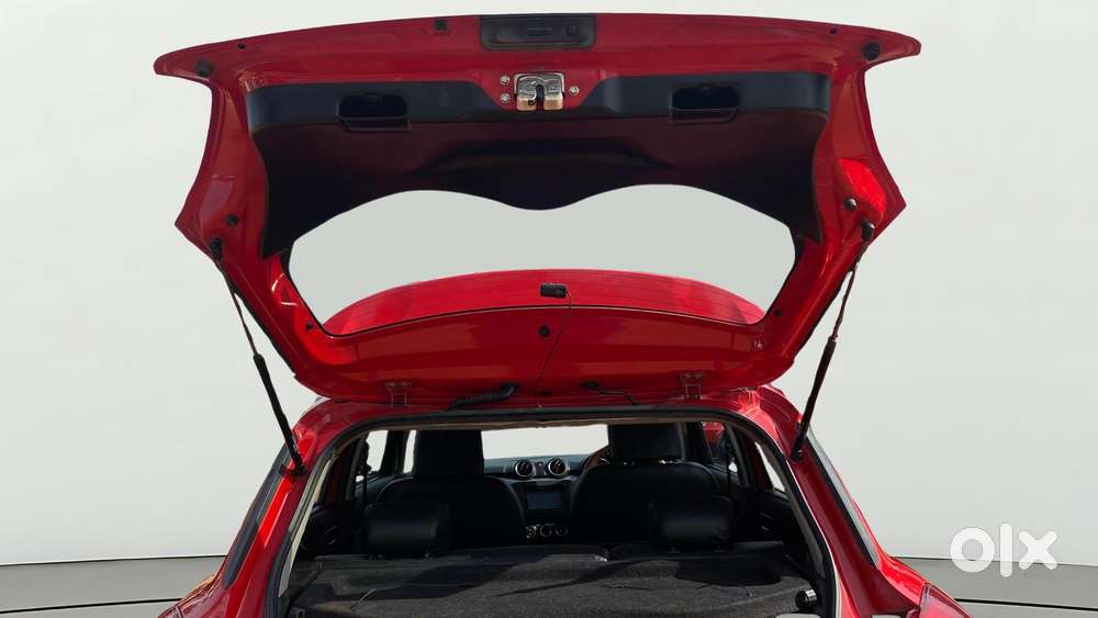 Maruti Suzuki Swift Amt Zxi, 2018, Petrol
