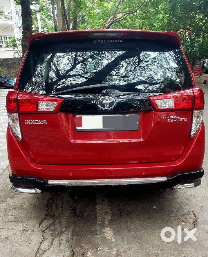 Toyota Innova Crysta Touring Sport 2.4 Mt, 2017, Petrol