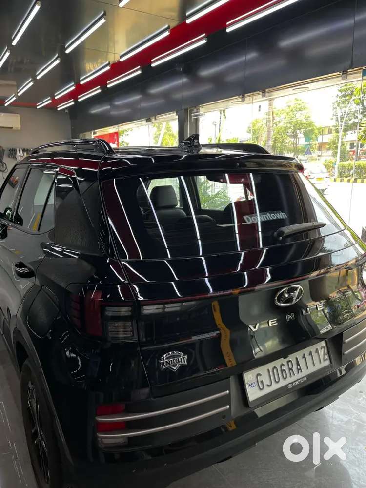 Hyundai Venue 2024 Petrol 12000 Km Driven