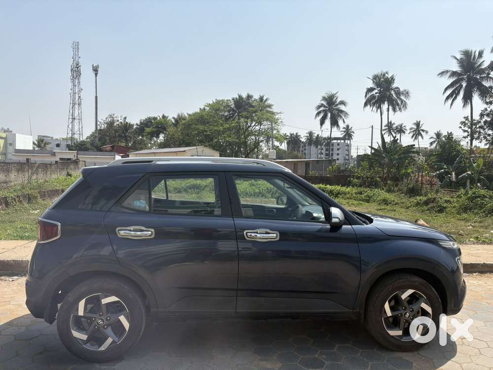 Hyundai Venue 1.0 Sx (o) Turbo Dct Dual Tone, 2020, Petrol