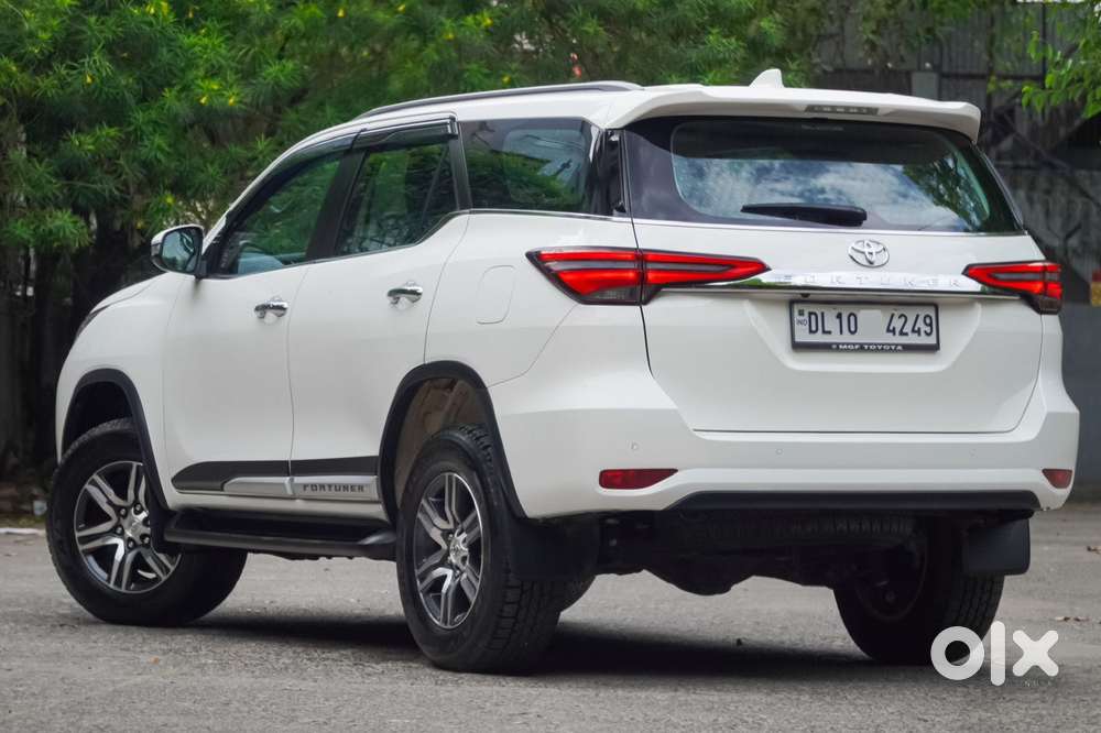 Toyota Fortuner 4x2 At 2.7 Petrol, 2025, Petrol