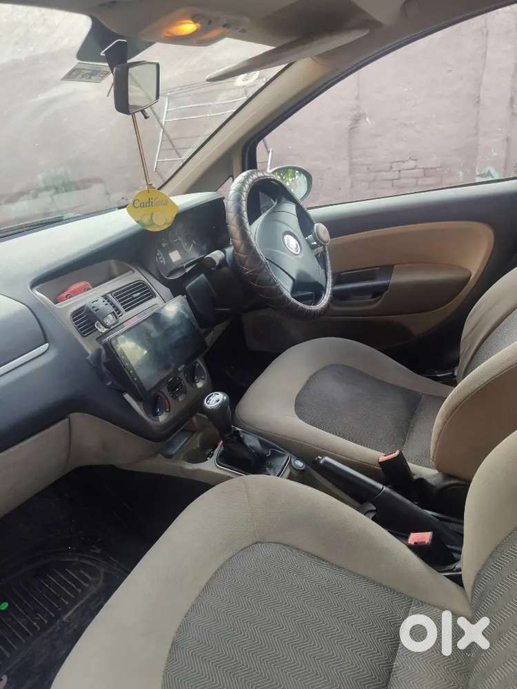 Fiat Linea 2011 Petrol 95000 Km Driven