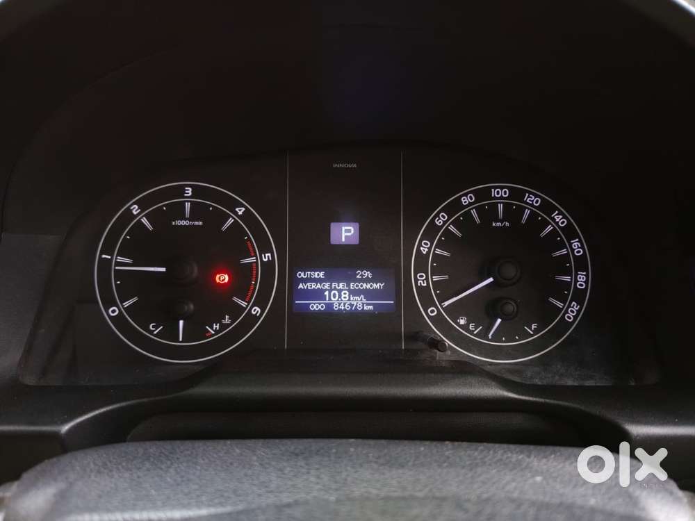 Toyota Innova Crysta 2.8 Gx At 8 Seater, 2018, Diesel