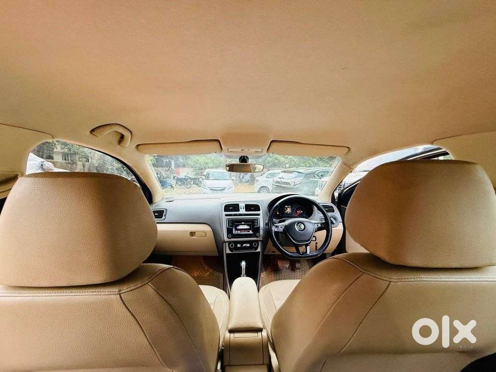 Volkswagen Vento 1.5 Highline Plus At 16 Alloy, 2016, Petrol