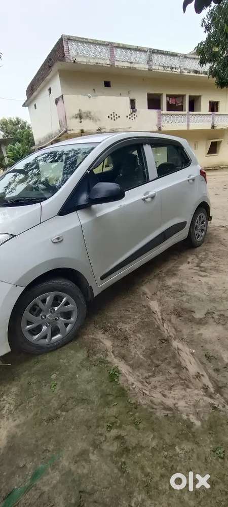 Hyundai Grand I10 2018 Diesel 39000 Km Driven