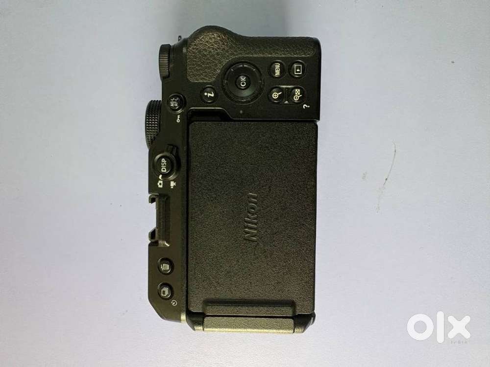 Nikon Z30 Mirrorless Camera – Excellent Condition 2 Years Old