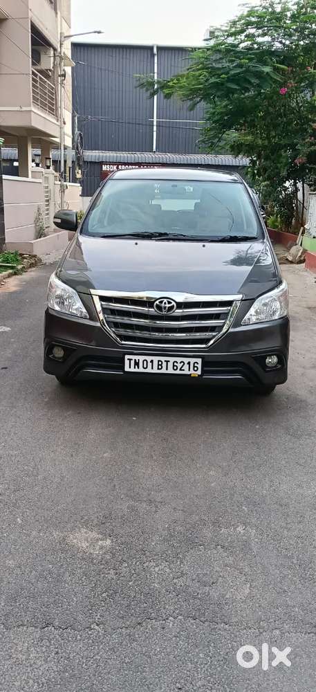 Toyota Innova 2.5 Zx 7 Str Bs-iv, 2015, Diesel