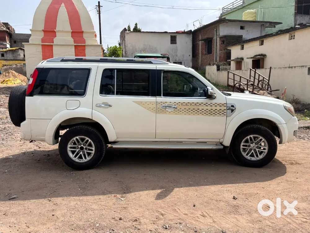 Ford Endeavour Diesel 2010 White