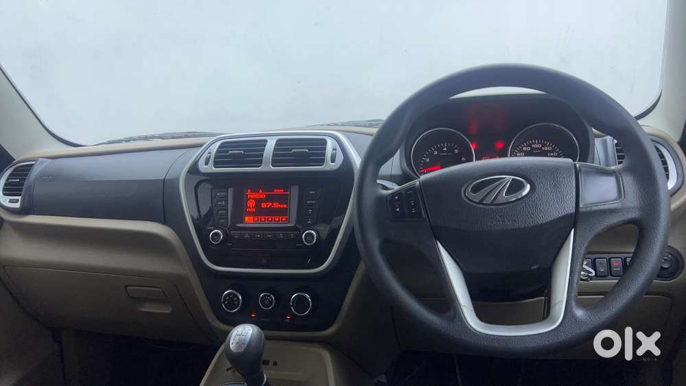 Mahindra Tuv 300 Mhawk100 T8, 2017, Diesel