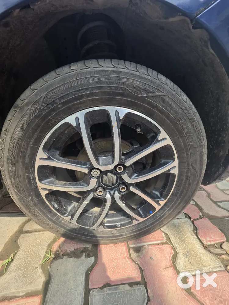 Maruti Suzuki Swift Vxi 2019