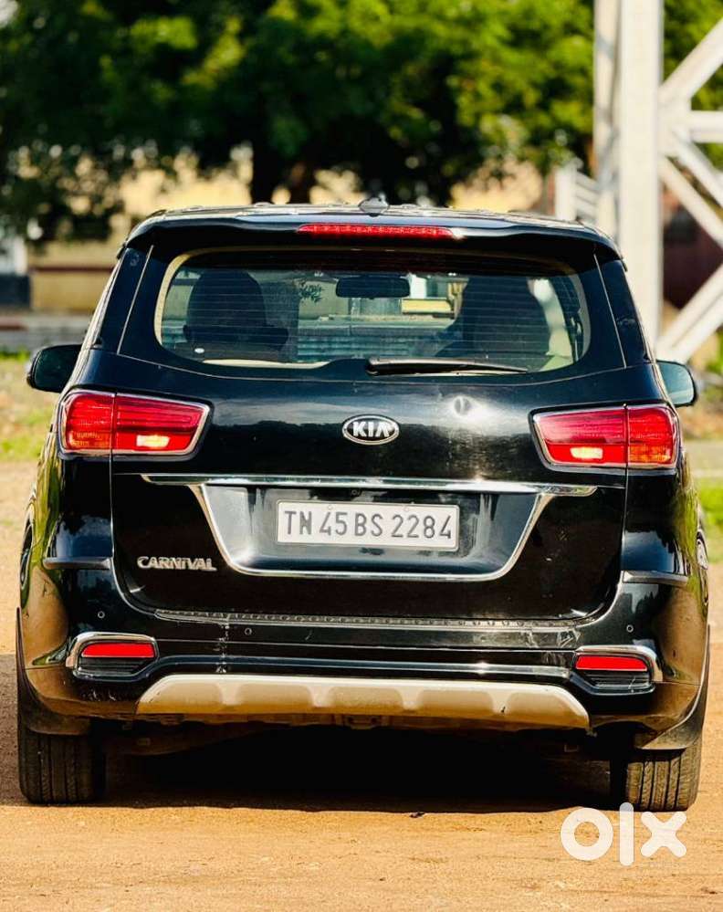 Kia Carnival Premium, 2020, Diesel