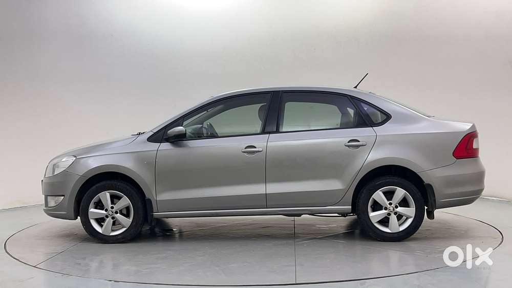 Skoda Rapid 1.6 Mpi Ambition, 2016, Petrol