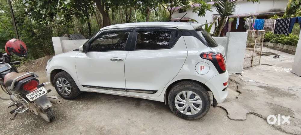 Maruti Swift Vxi 2020