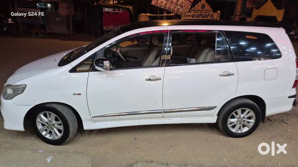 Toyota Innova 2.5 G Diesel 2010 Mobile 8296sewn09835