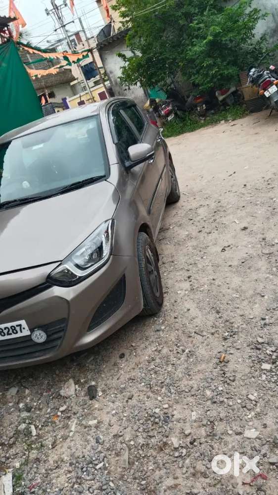 Urgent Sale Don't Car Spiny Persons And Cars24 Persons