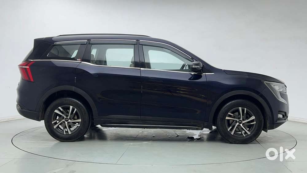 Mahindra Xuv700 2.0 Ax 5 Petrol At Str, 2024, Petrol