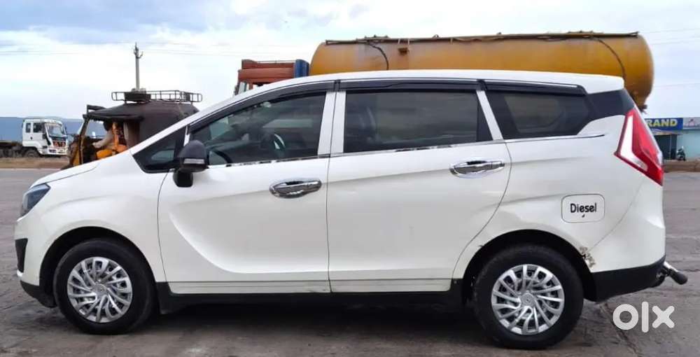 Mahindra Marazzo Diesel 2022