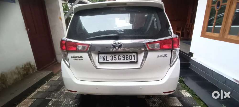 Toyota Innova Crysta 2016