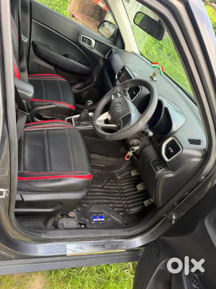 Hyundai Venue 2022 Petrol Manual