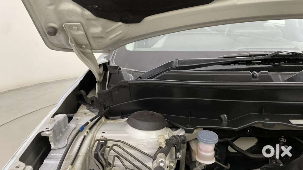 Maruti Suzuki Brezza Vxi At, 2023, Petrol