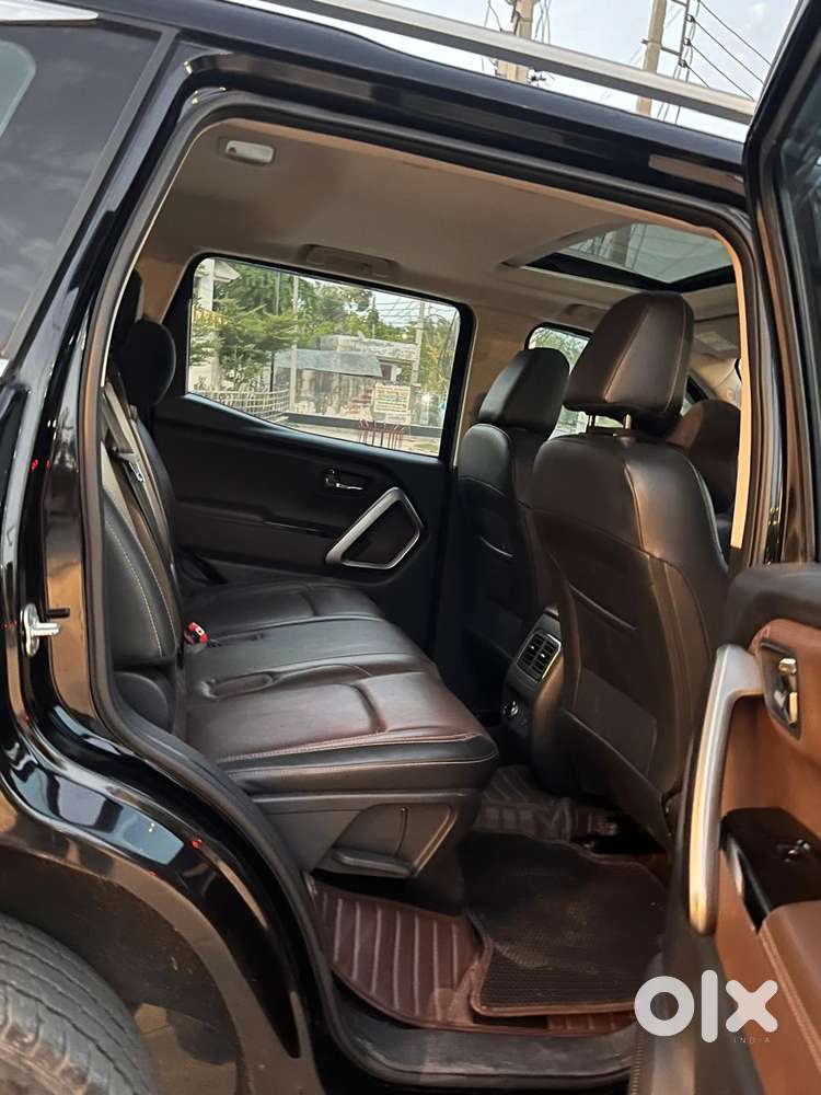 Mahindra Scorpio N Z8 Select Diesel At 2wd 7-seater, 2025, Diesel