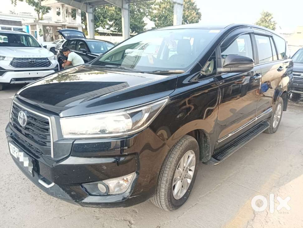 Toyota Innova Crysta [2020-ongoing] 2.4 Gx 7 Str, 2024, Diesel