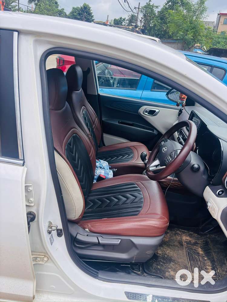 2023 Hyundai Aura Sx Cng Manual
