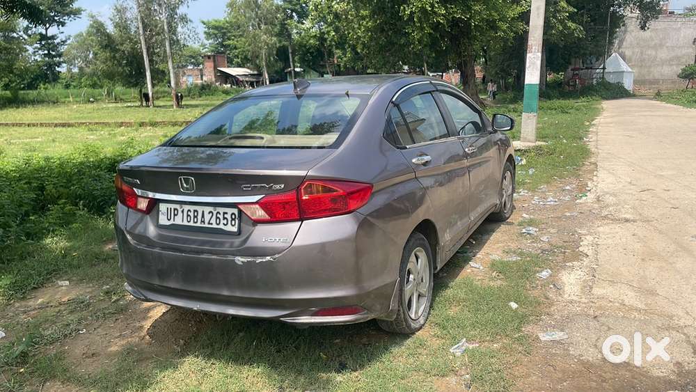 Honda City Diesel V Mt Sunroof 2014
