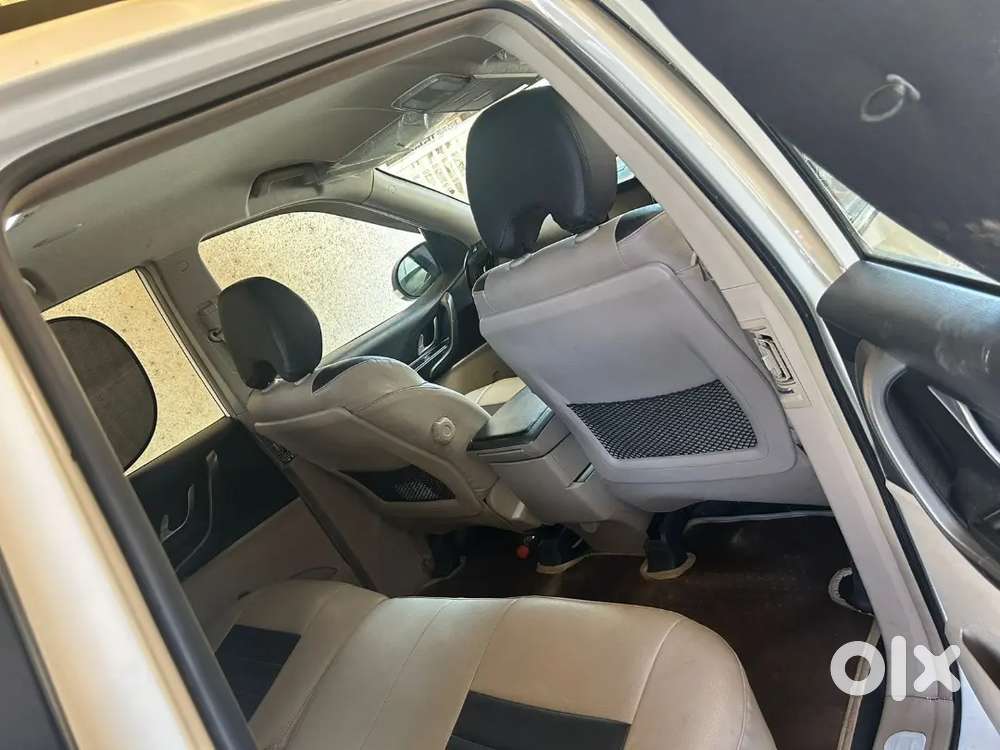 Mahindra Xuv500 Diesel 2016 With Manual Transmission