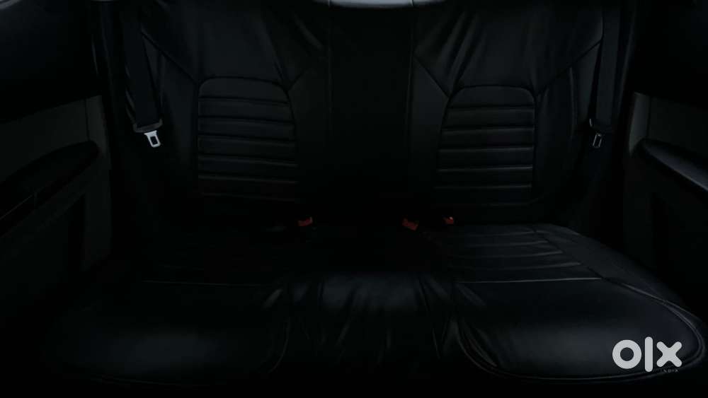 Tata Tiago Xza, 2018, Petrol