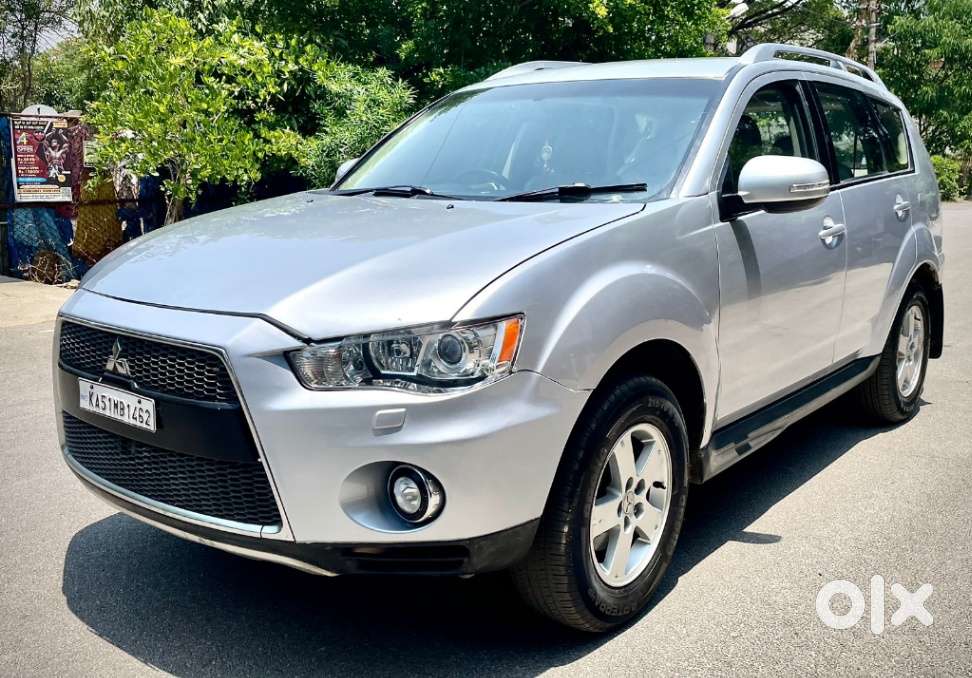 Mitsubishi Outlander New, 2011, Petrol