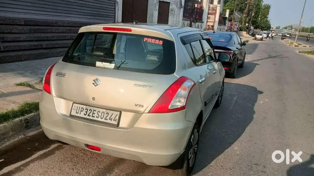 Maruti Suzuki Swift 2013 Cng & Hybrids Well Maintained