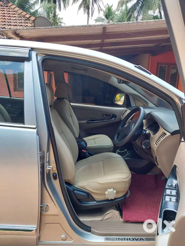 Toyota Innova 2.5 Gx 2015