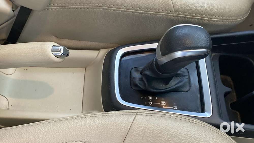 Maruti Suzuki Swift Dzire Amt Vxi, 2019, Petrol