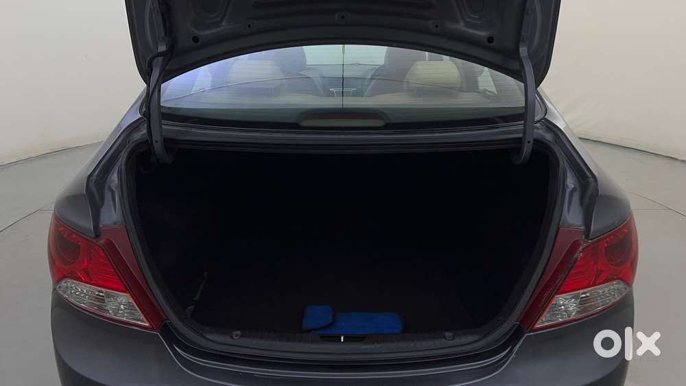 Hyundai Verna 1.6 Sx Vtvt (o) At, 2013, Petrol