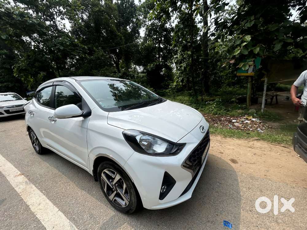 3 Year 11 Month Car Sell ( Hundai Aura)