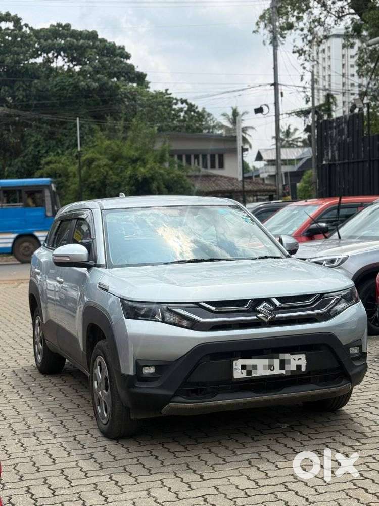 Maruti Suzuki Brezza 1.5 Lxi Cng, 2023, Cng & Hybrids