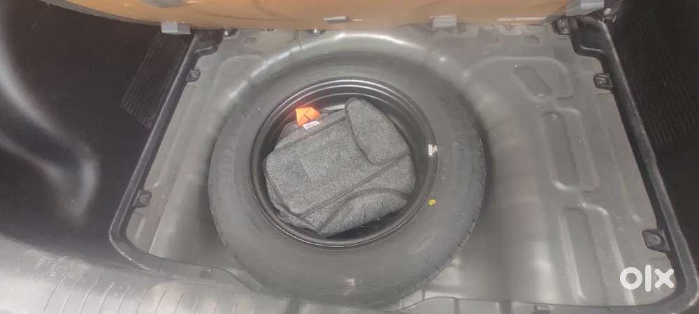 Hyundai Venue Knight 2022 Petrol