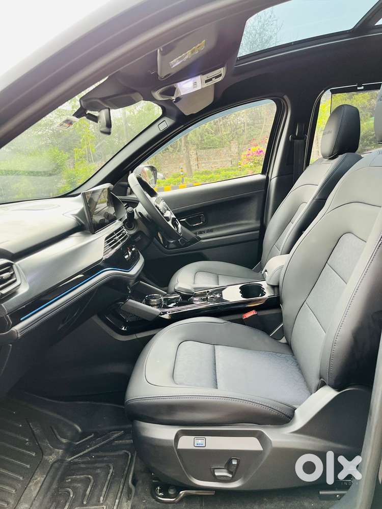 Tata Safari Accomplished X Plus 7 Str Dark Edition At, 2026, Diesel