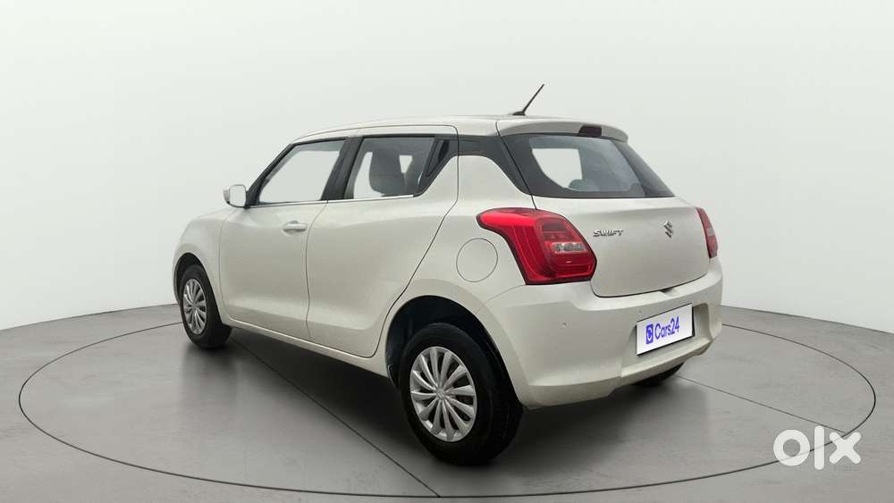Maruti Suzuki Swift Vvt Vxi, 2022, Petrol