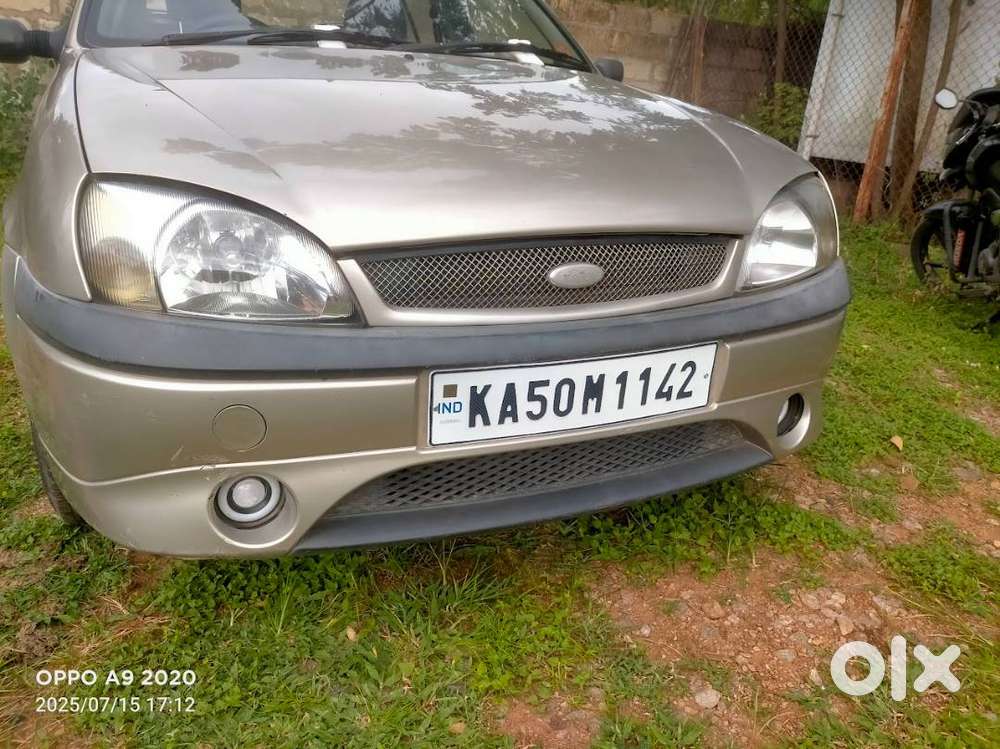 Ford Ikon Flair 2006