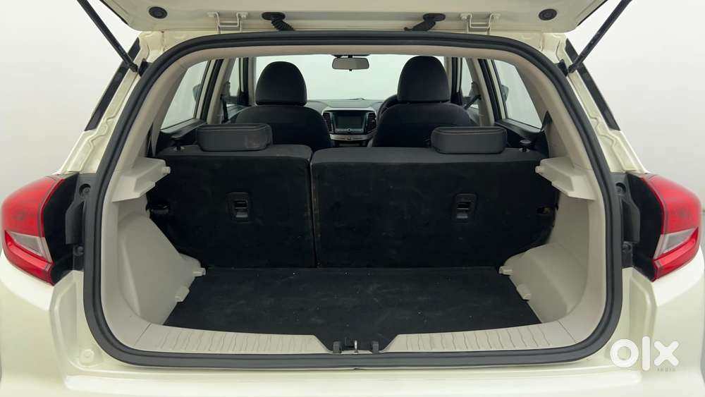 Mahindra Xuv300 W8 Amt Optional Diesel, 2022, Petrol