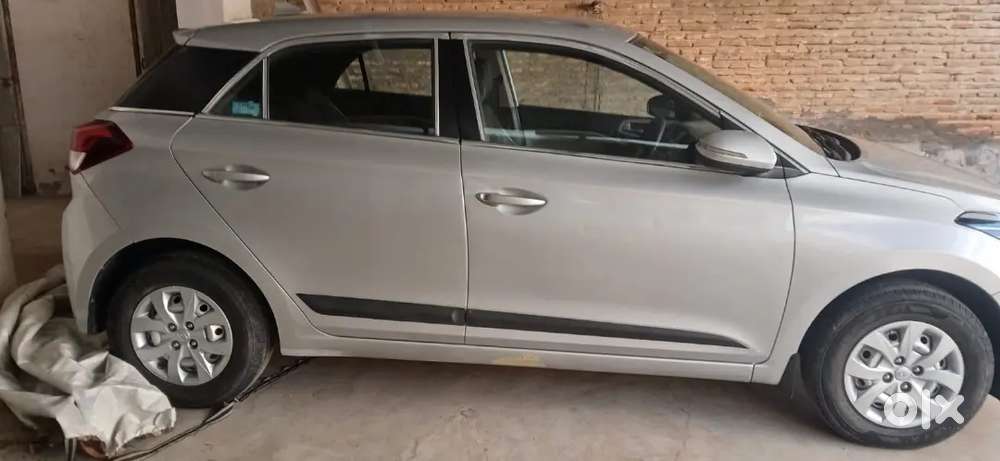 Hyundai I20 Sportz Model