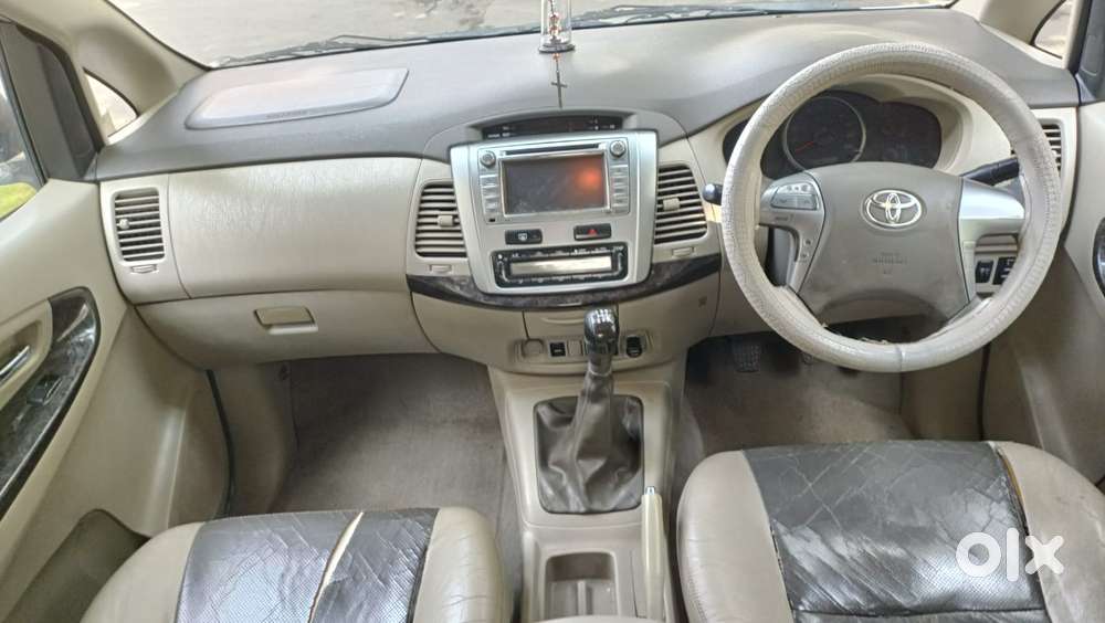 Toyota Innova 2.5 V 7 Str, 2014, Diesel