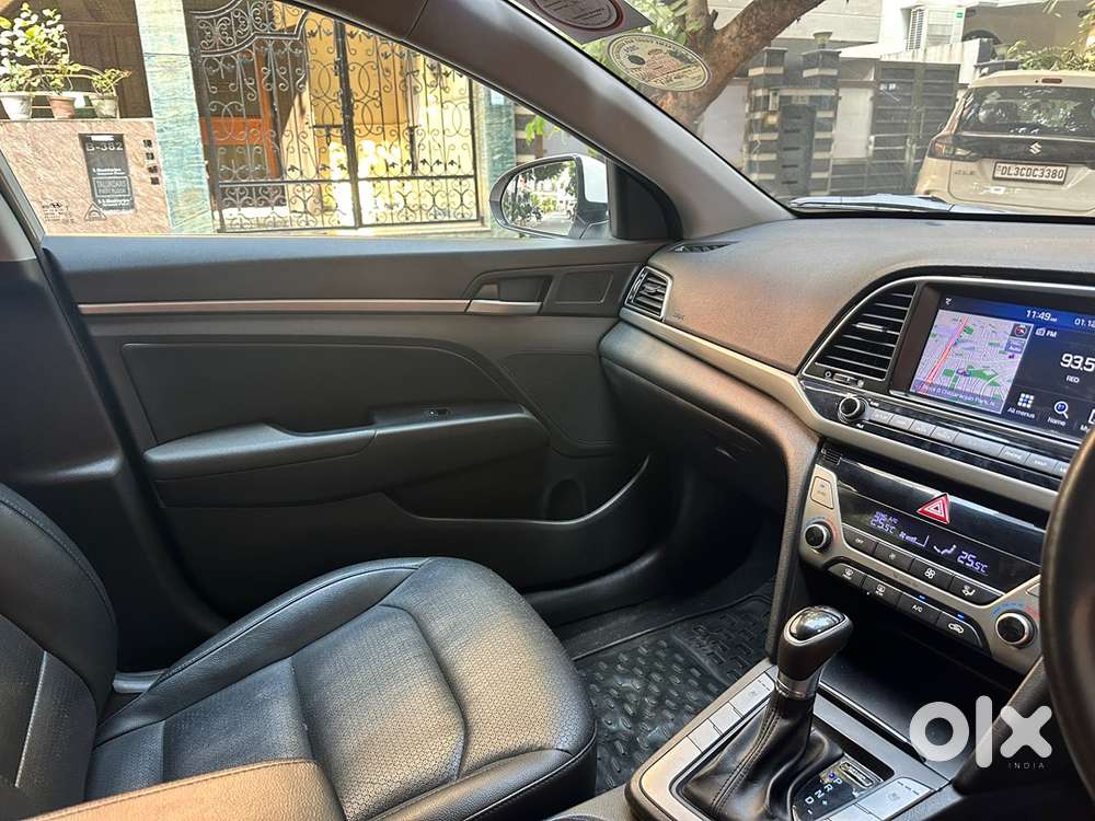 Hyundai New Elantra 2017 Petrol At 52000 Km Driven Mint Condition